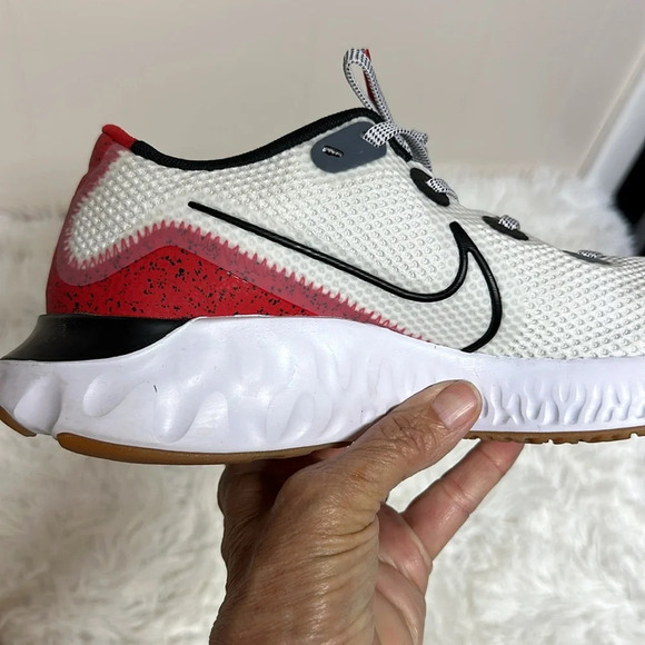 - Nike Renew Run White University Red Sz 8.5 main image 7